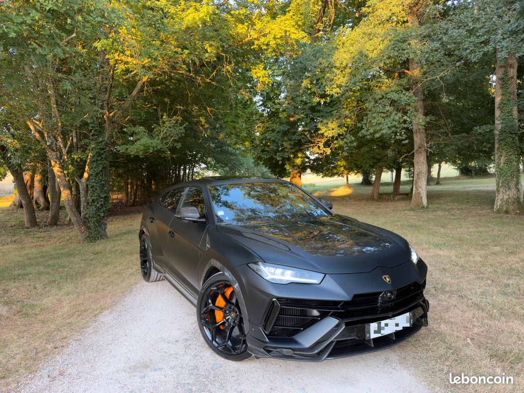 Lamborghini Urus Performante 5 Places – 666 ch – FRANÇAIS – Akrapovic – Carbone – Garantie Lamborghini 12/2026 (image 1)