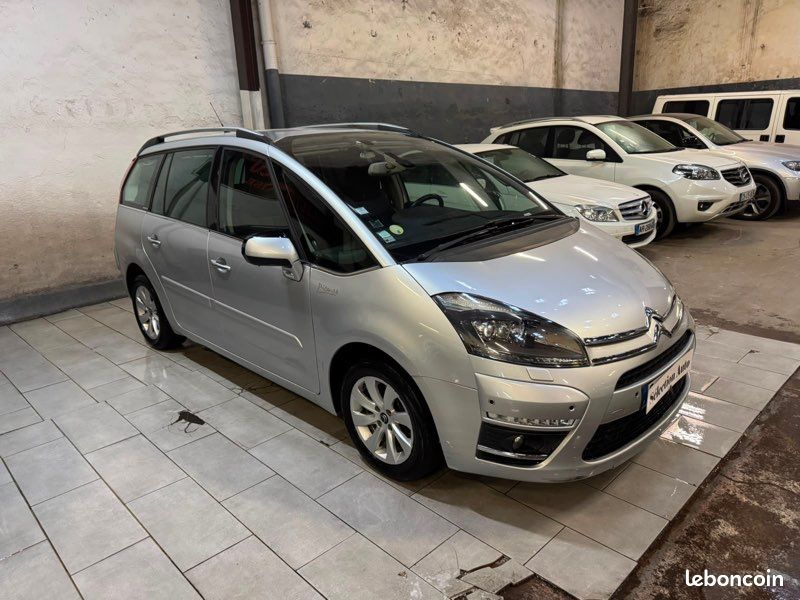 Grand c4 picasso 2.0l hdi 150ch 7 places 143000km (image 2)