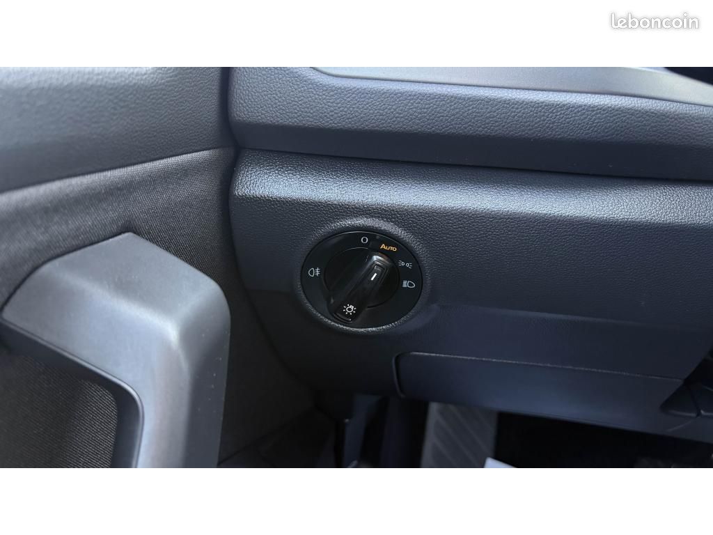 VOLKSWAGEN T-ROC 1.5 TSI 150 DSG7 Life Plus (image 12)