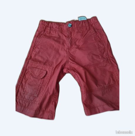 Short Bermuda IKKS Pour Fille - Taille 10 Ans, Couleur Rouge, En Coton, Occasion Très Bon état