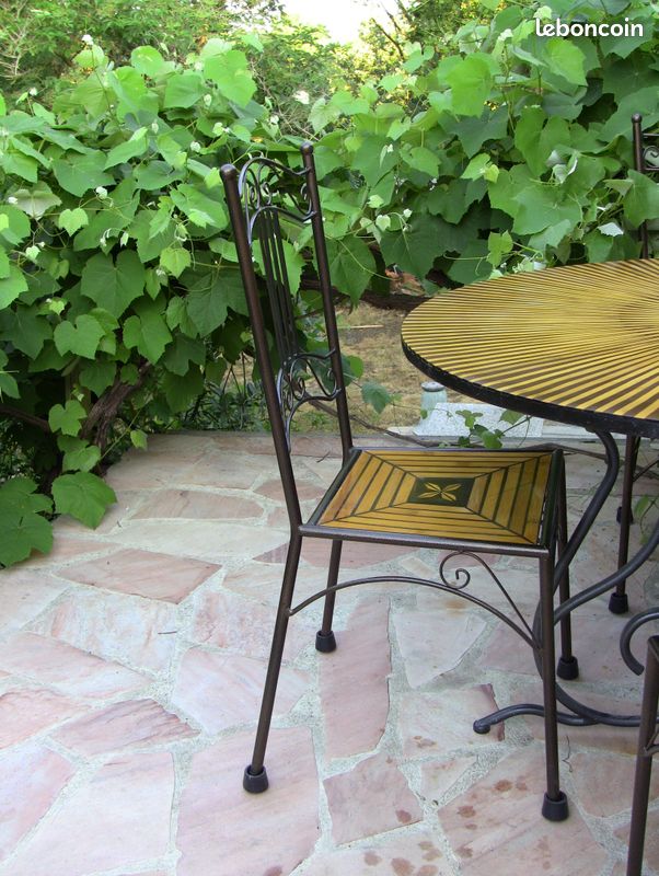 Table et 4 chaises de salon en marqueterie (image 3)