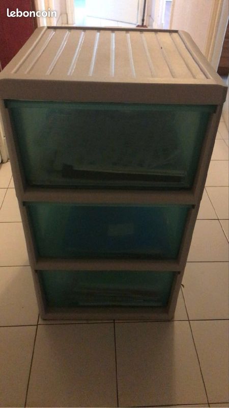 Casier en plastique (image 1)