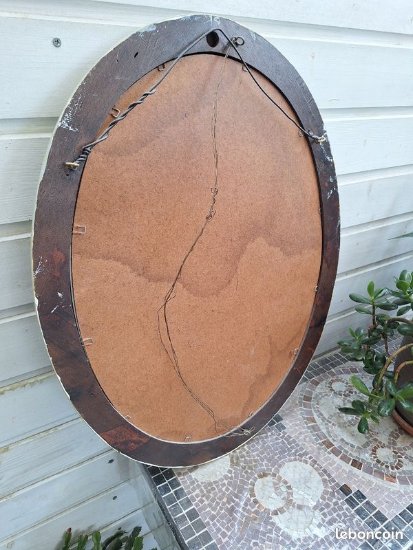 Miroir ovale vintage – cadre bois – 76 x 59 cm (image 2)
