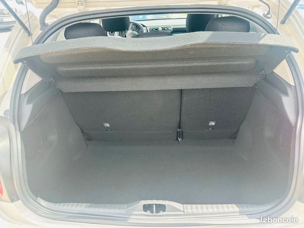 CITROEN C3 1.2 PureTech 83ch S&S Feel ( POSSIBILITE EXPORT ALGERIE )9990eht (image 11)