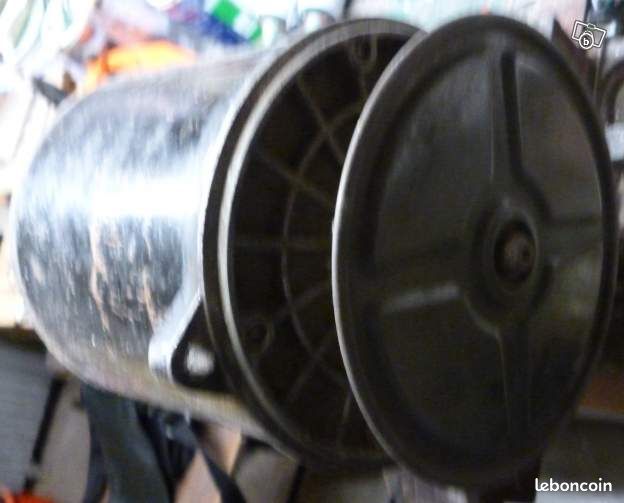 Moteur électrique monophasé (image 1)