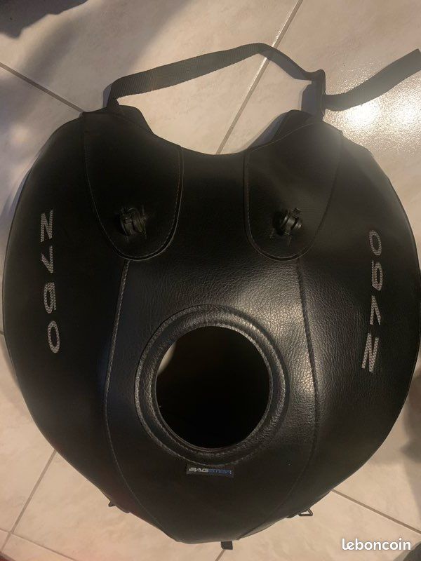 Tapis Réservoir Moto LEEQ - Antidérapant Noir, Protection Et Style Rétro