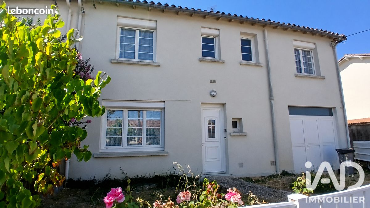 Maison 6 pièces 109 m² · à La Roche-sur-Yon · 109 m² · 190 000 €