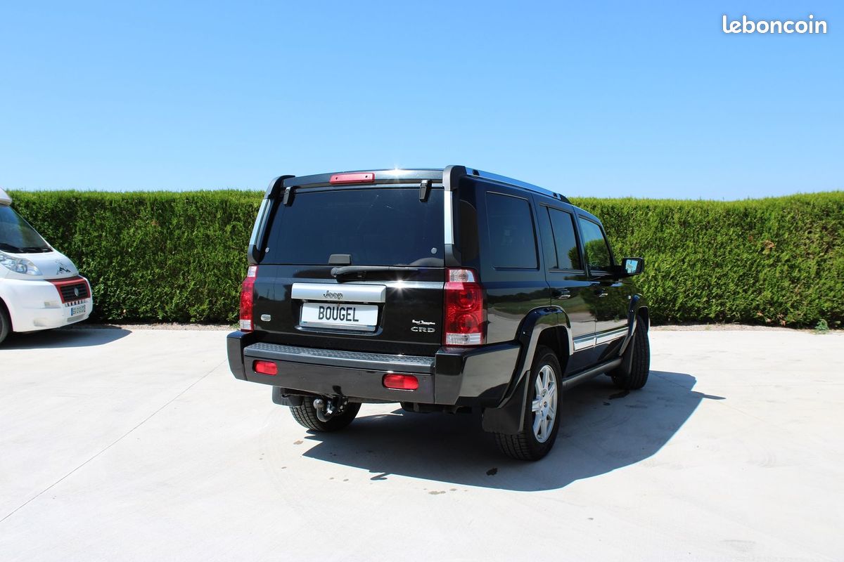 Jeep COMMANDER 3L V6 218 CV CRD "7 PLACES" OVERLAND "4X4" GPS RE CAMÉRA TOE ATTELAGE BOITE AUTO (image 2)