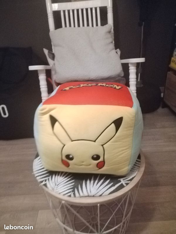Coussin cube pokémon (image 2)