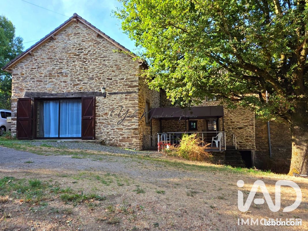 Maison 8 pièces 202 m² · à Réquista · 202 m² · 224 000 €