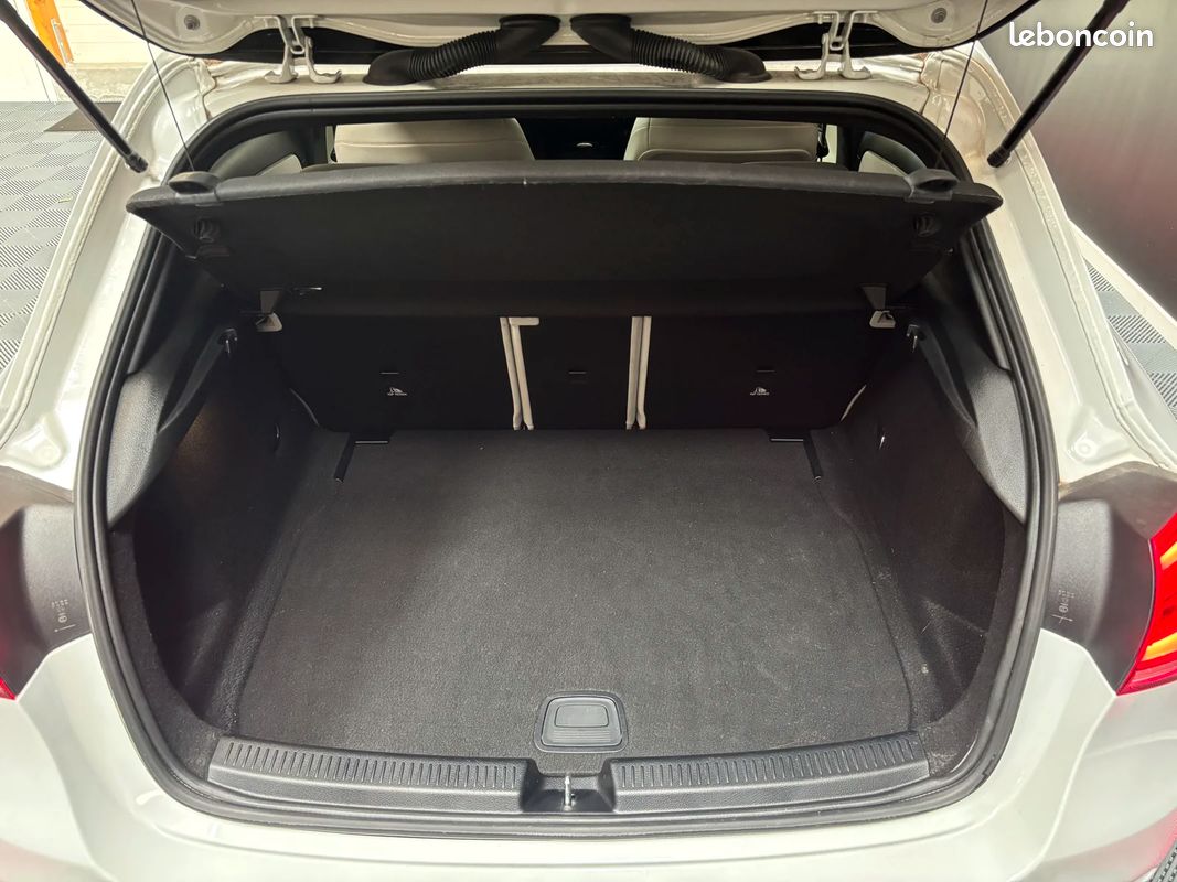 Mercedes-Benz CLASSE A 180D 116CH STYLE LINE (image 16)