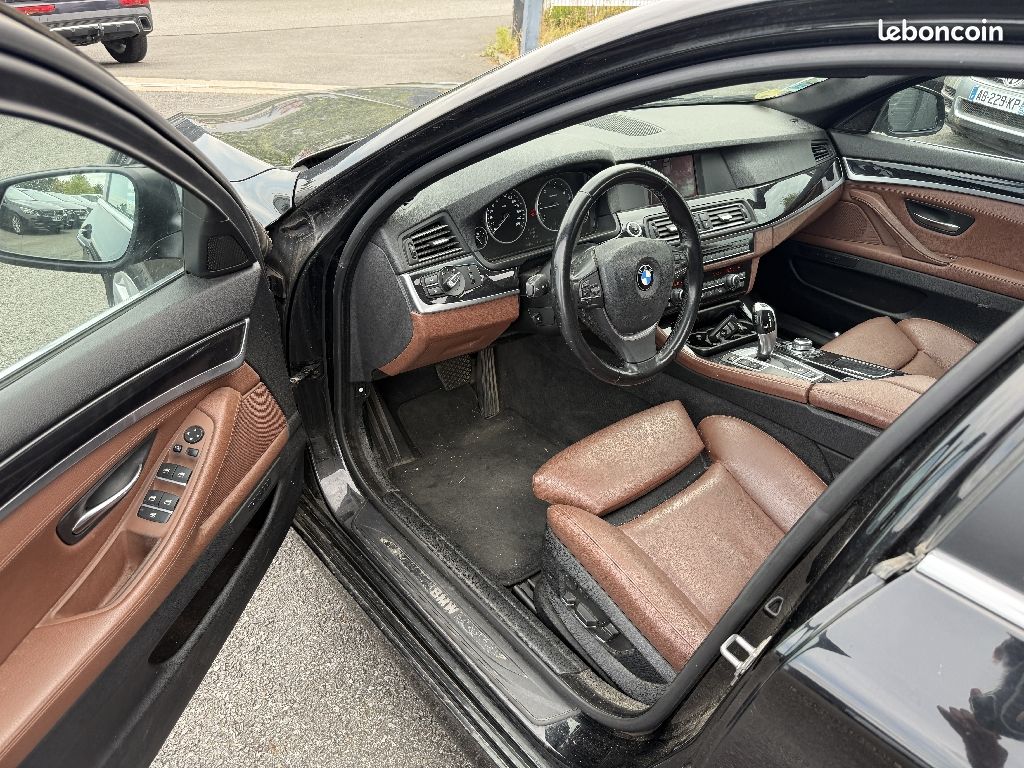BMW Série 5 Touring 525d 204ch Luxe A (image 11)