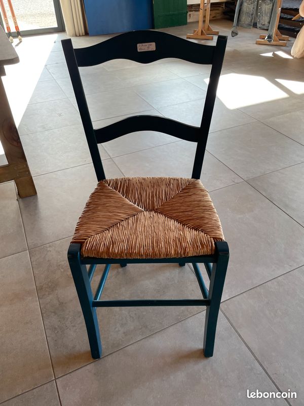 Chaise bois et osier (image 1)