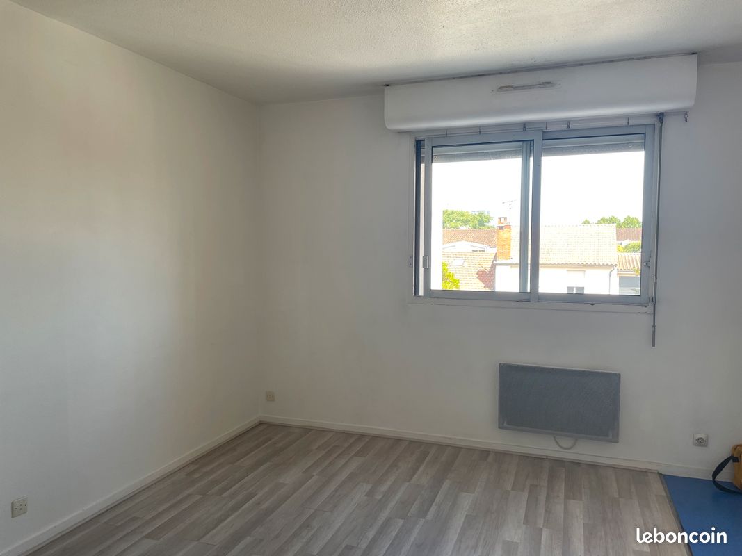 Appartement 1 pièce 21 m² · à Bordeaux · 21 m² · 525 €