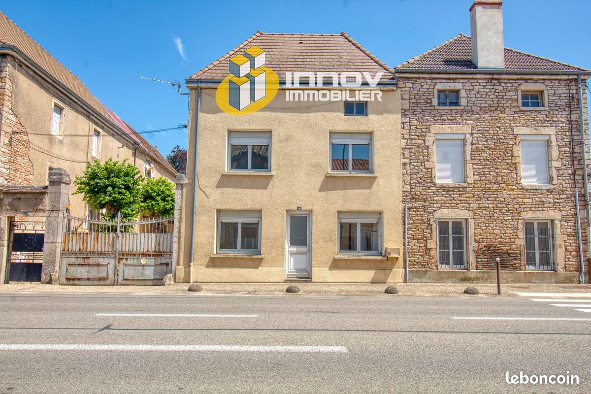 Maison 4 pièces 82 m² · à Sennecey-le-Grand · 82 m² · 97 500 €