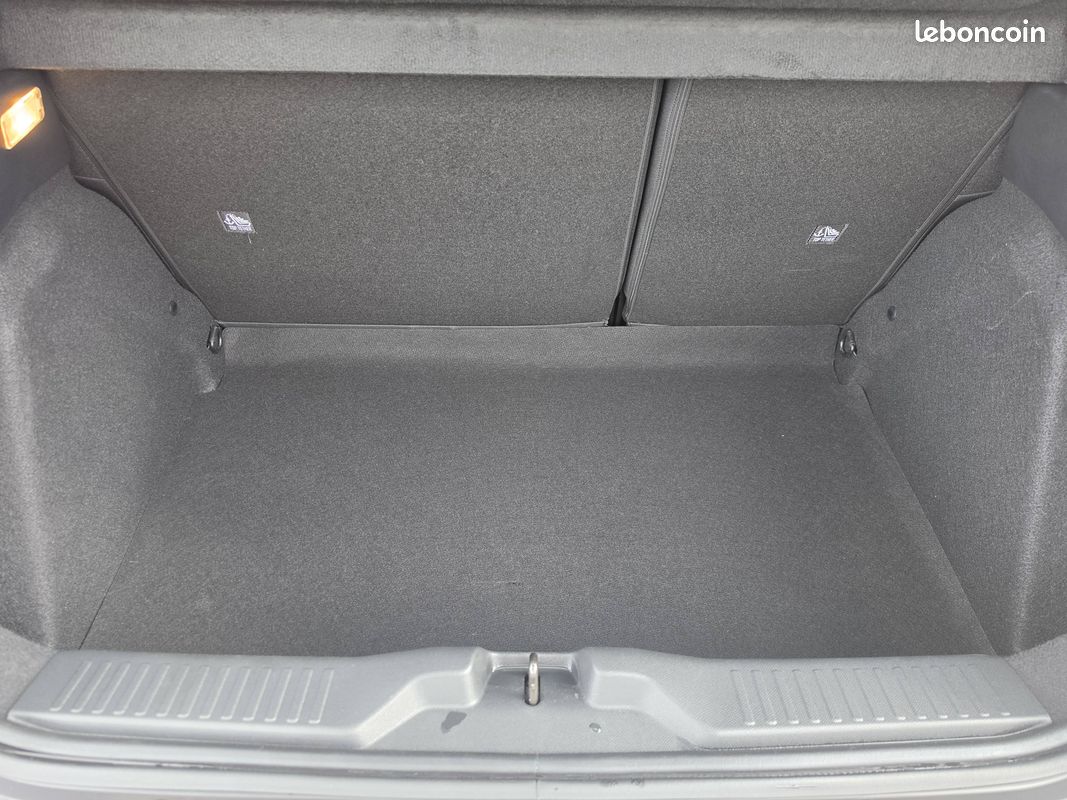 CITROEN C3 Hybride 110 ch Automatique Max (image 11)
