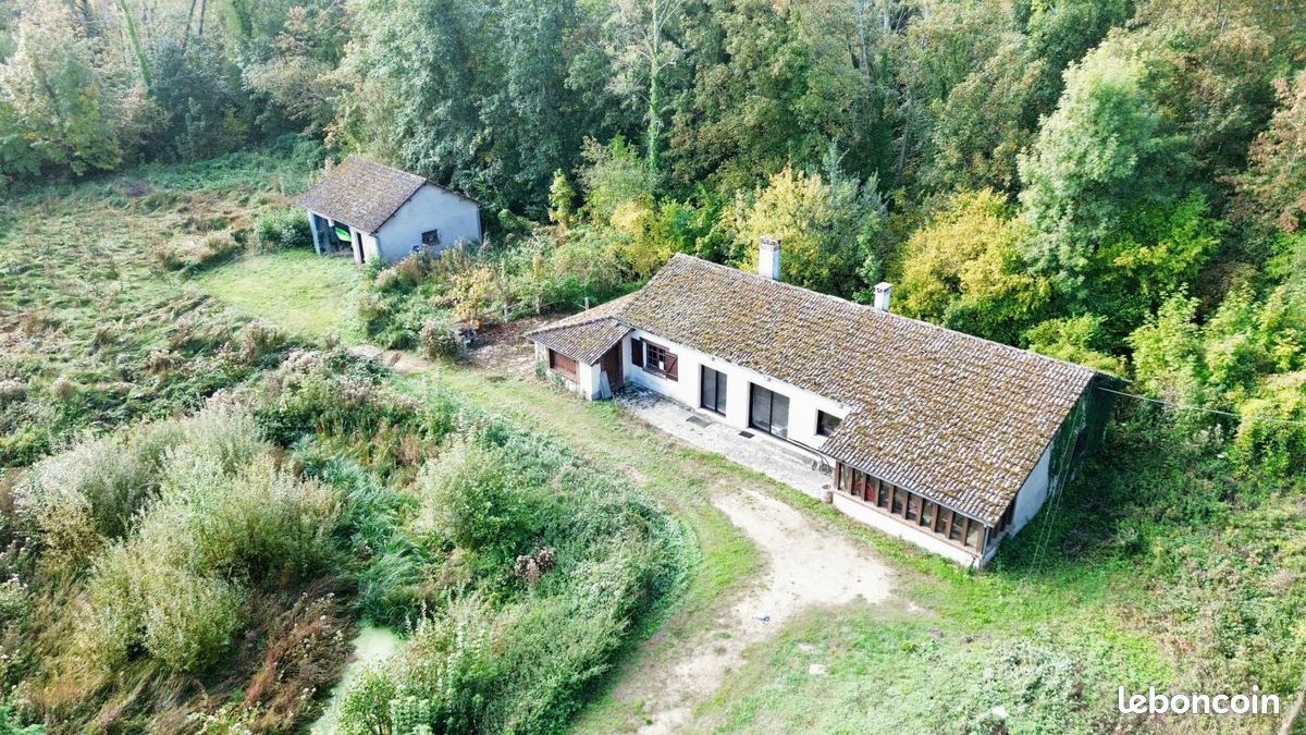 Maison 5 pièces 180 m² · à Chalou-Moulineux · 180 m² · 354 800 €
