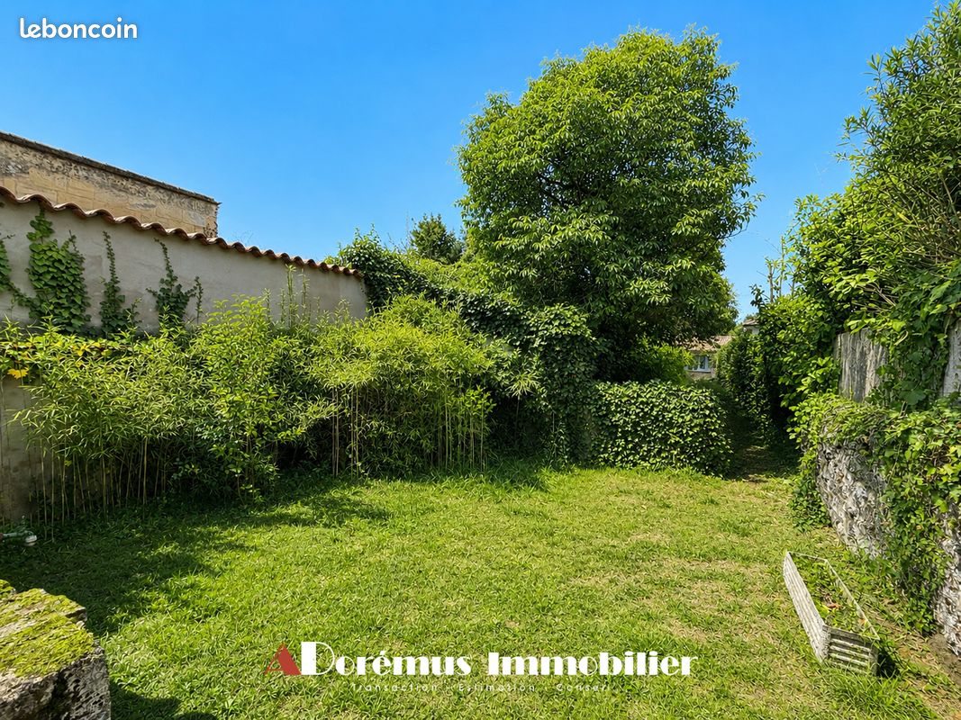 Maison 6 pièces 202 m² · à Quinsac · 202 m² · 300 000 €