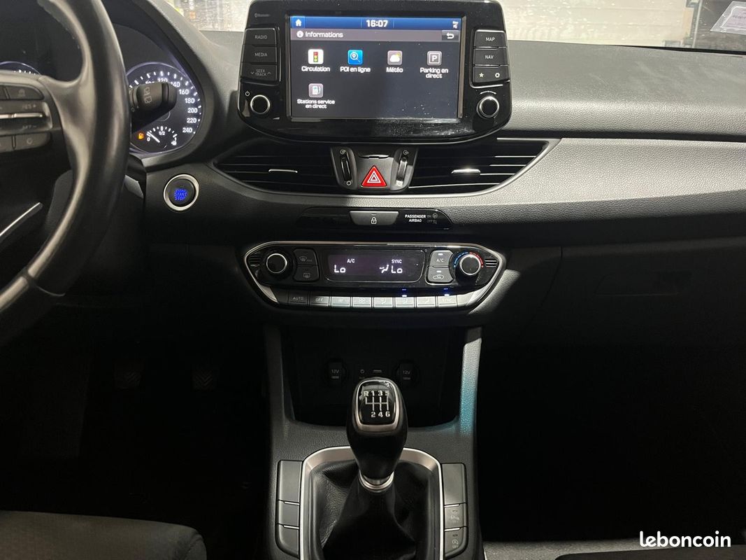 HYUNDAI i30 1.0 T-GDi 120 BVM6 Edition #1 CAMERA DE RECUL - KEYLESS - ENTRETIEN HYUNDAI (image 28)