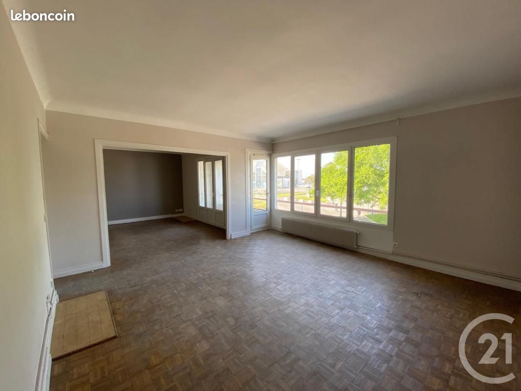 Appartement 3 pièces 102 m² · à Boulogne-sur-Mer · 102 m² · 1 030 €/mois