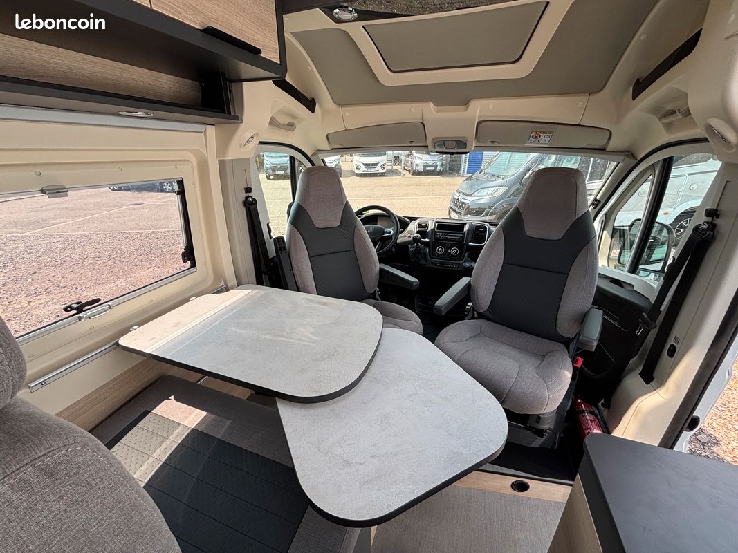 FOURGON DREAMER CAMPER SPORT FUN PLUS porte moto (image 6)