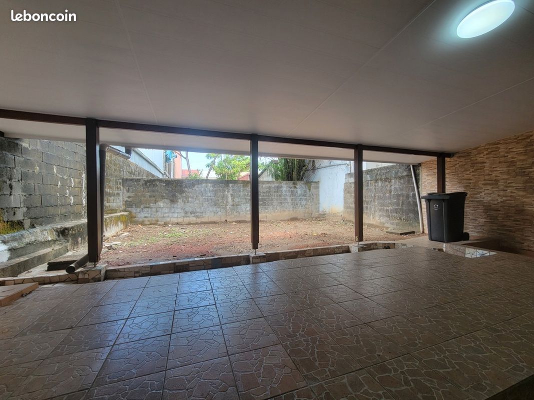 Appartement 2 pièces 44 m² · à Cayenne · 44 m² · 715 €/mois