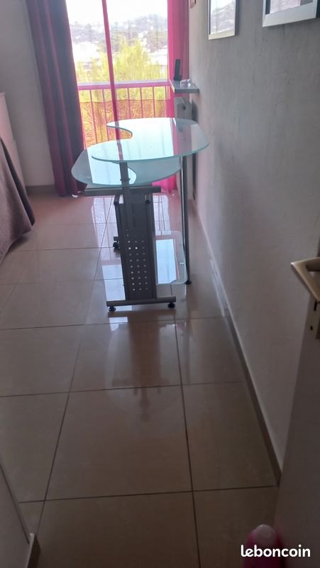 Bureau Contemporain (image 1)