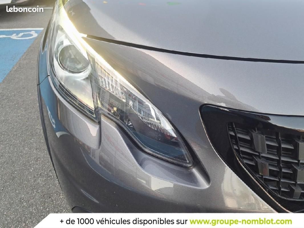 Peugeot 2008 1.2 PureTech 110ch S&S BVM5 GT Line (image 16)