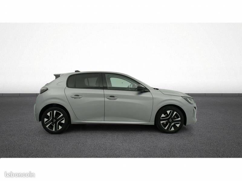 Peugeot 208 100 S&S BVM6 Allure (image 10)