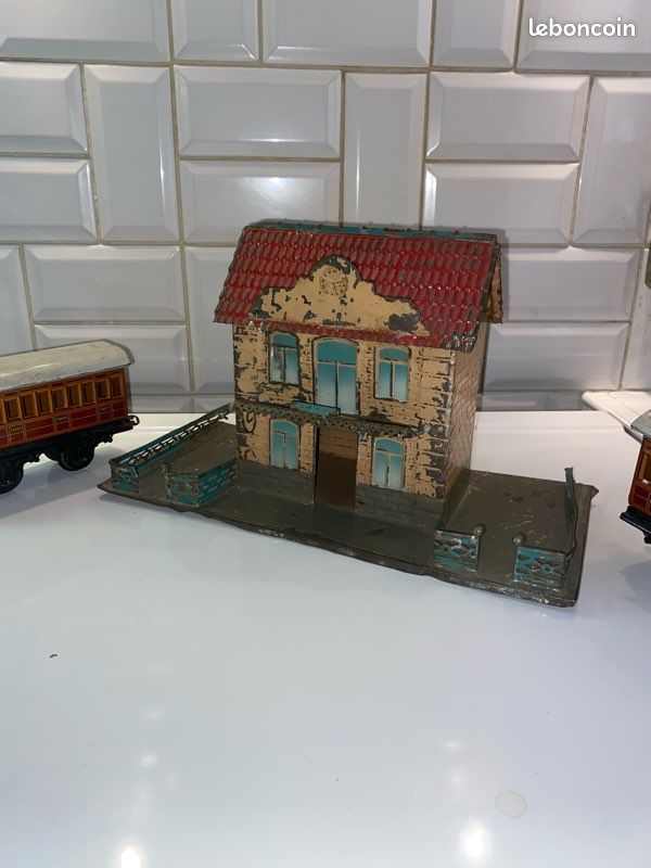 Jouets et jeux anciens JEP en tôle