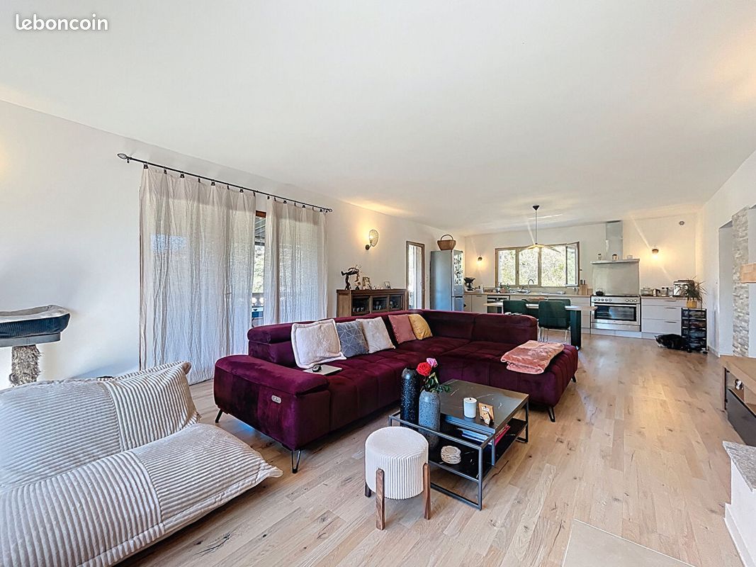 Maison 6 pièces 223 m² · à Albitreccia · 223 m² · 610 000 €