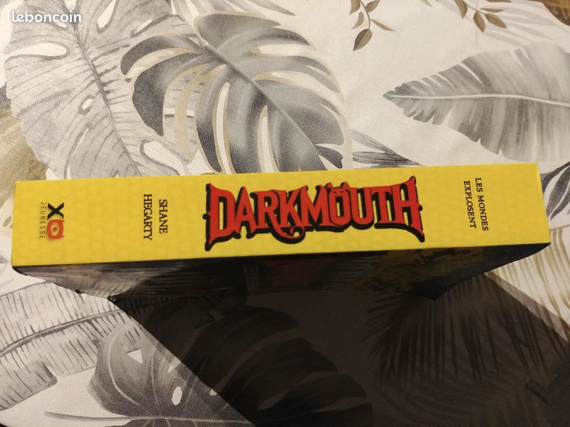Livre dark mouth (image 4)