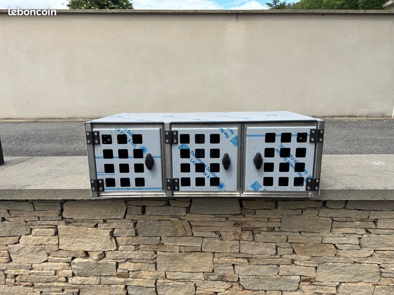 Caisse à chien (image 1)