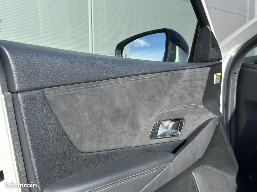 DS 7 Crossback DS7 ETENSE 1.6 300 CH 4X4 PERFORMANCE LINE TOIT OUVRANT ATTELAGE / 2ND MAIN SUIVI ... (image 12)