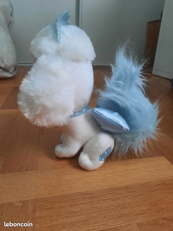 Lot peluches Disney (image 3)