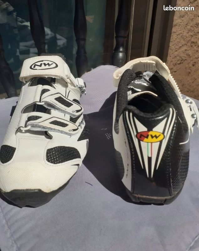 Chaussures Vélo Northwave Sonic SRS Air Carbon SPD-SL – Maille – Noir – Taille 42 – Neuves