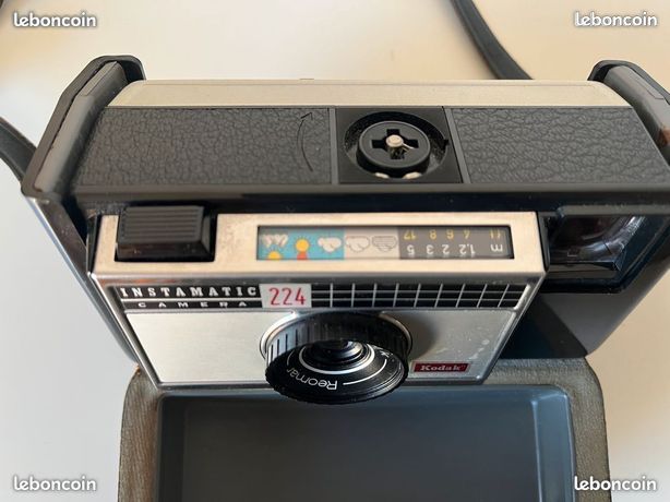 Appareil Photo Vintage Kodak Instamatic 204 Avec Son étui – Très Bon état