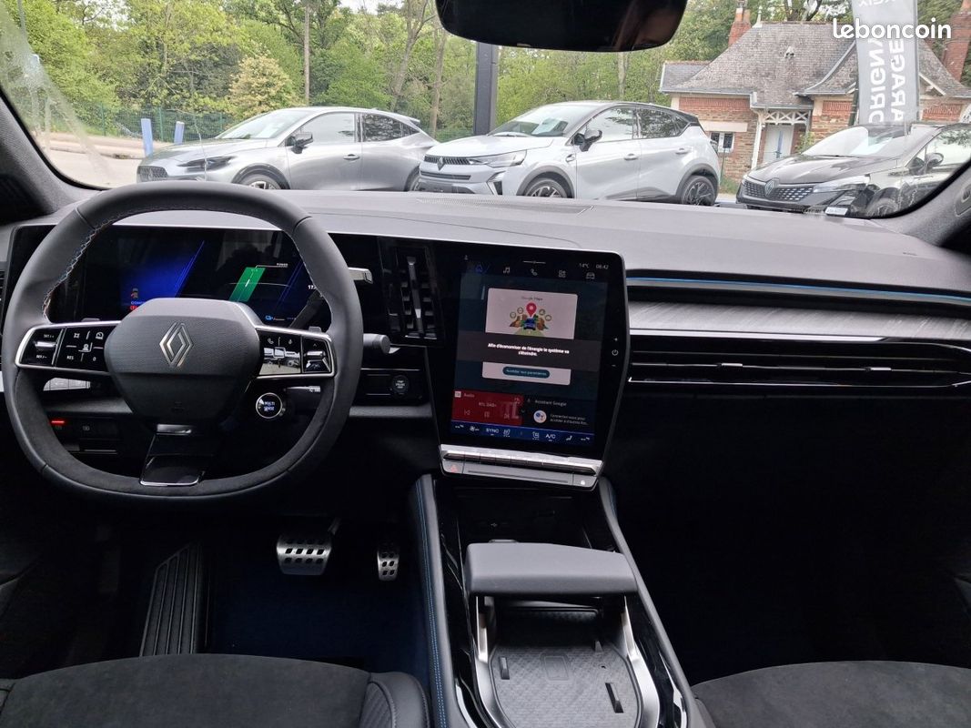 Renault Rafale esprit Alpine full hybrid E-Tech 200 -25 (image 10)