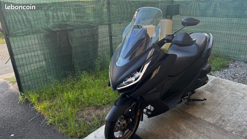 Zontes E125 (image 1)