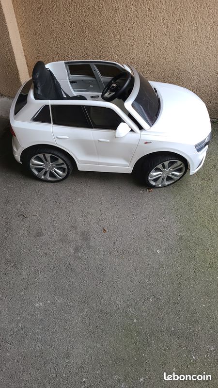 Voiture électrique pour enfant (image 1)