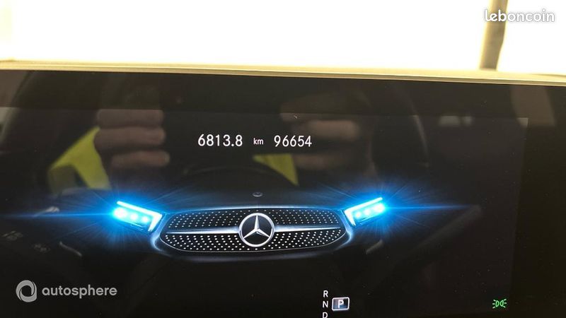 Mercedes Classe A 180 d 116ch AMG Line 7G-DCT (image 9)