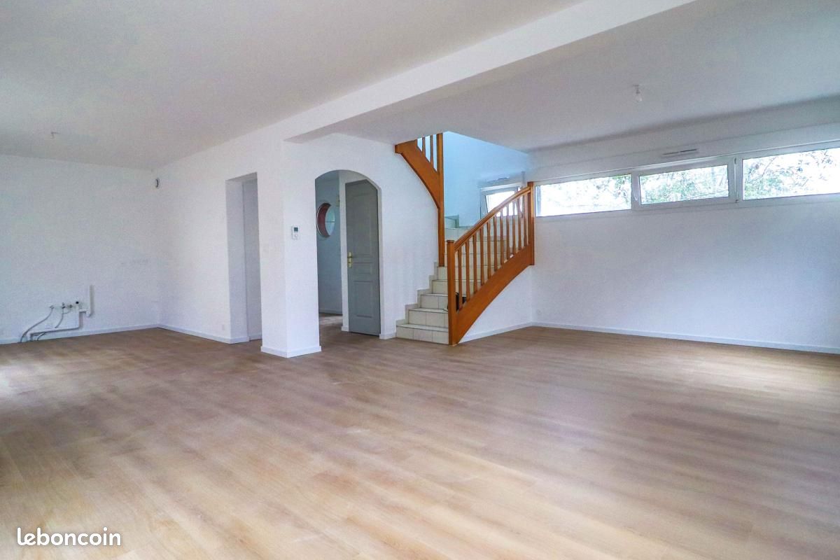 Maison 5 pièces 120 m² · à Houssen · 120 m² · 279 000 €