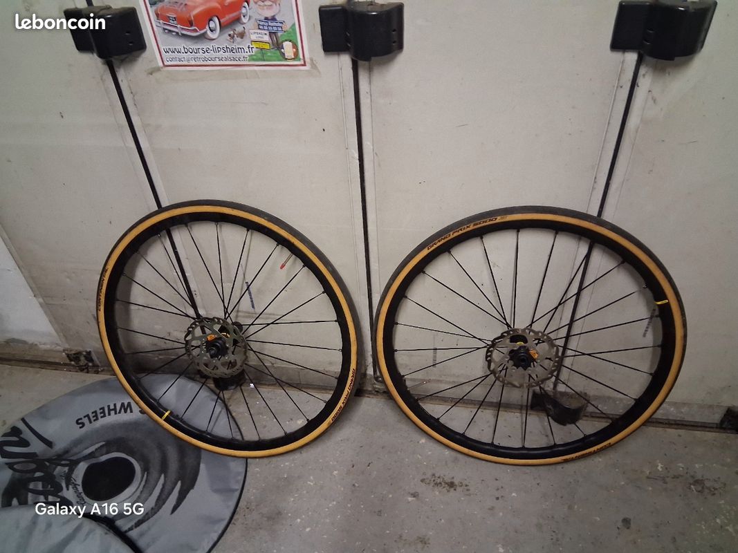 Jante EN 421 Disc à 32 trous de Mavic | MEC