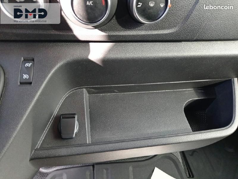 Renault Master Fg F3300 L2H2 2.3 Blue dCi 150ch Grand Confort Euro6 (image 17)