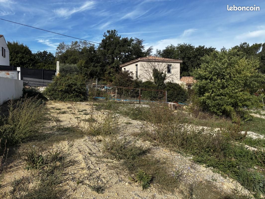 Maison 90 m² · à Gréasque · 90 m² · 230 000 €