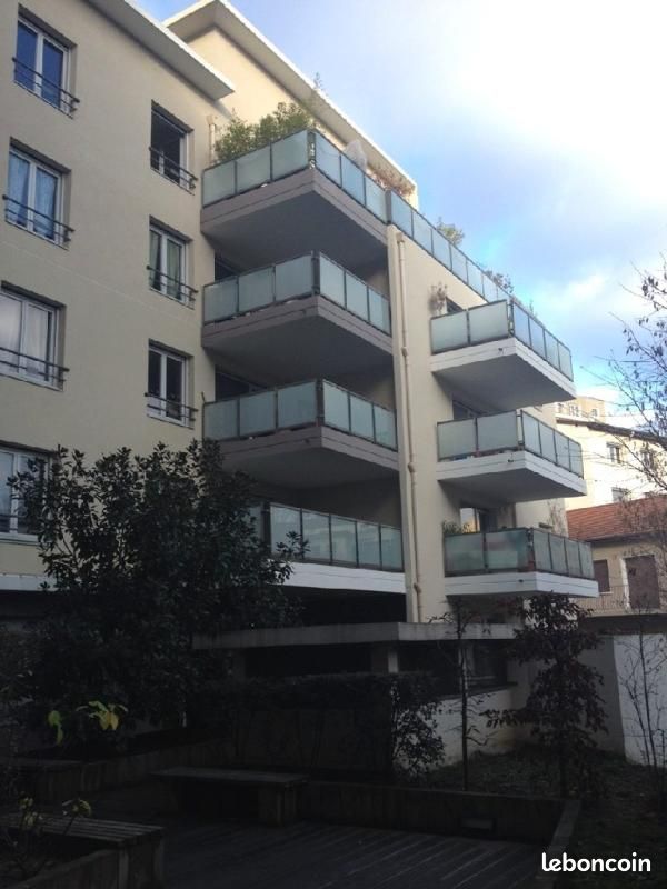 Appartement 3 pièces 62 m² · à Lyon · 62 m² · 940 €
