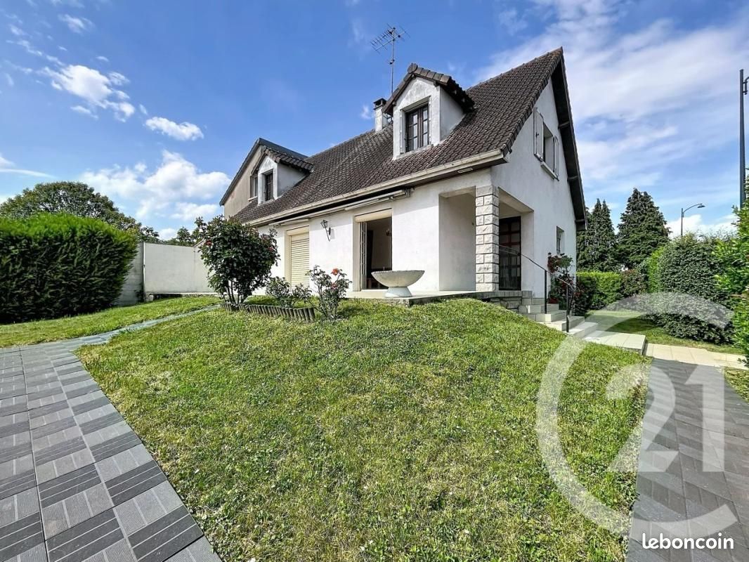 Maison 6 pièces 133 m² · à Pontault-Combault · 133 m² · 348 000 €