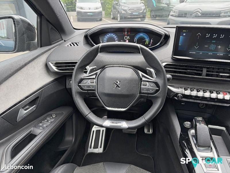Peugeot 3008 HYBRID4 300ch GT Pack e-EAT8 (image 9)