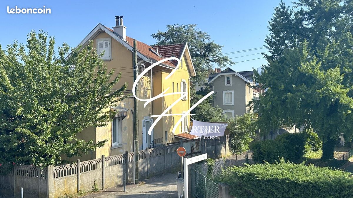 Maison 7 pièces 168 m² · à Grenoble · 168 m² · 429 000 €