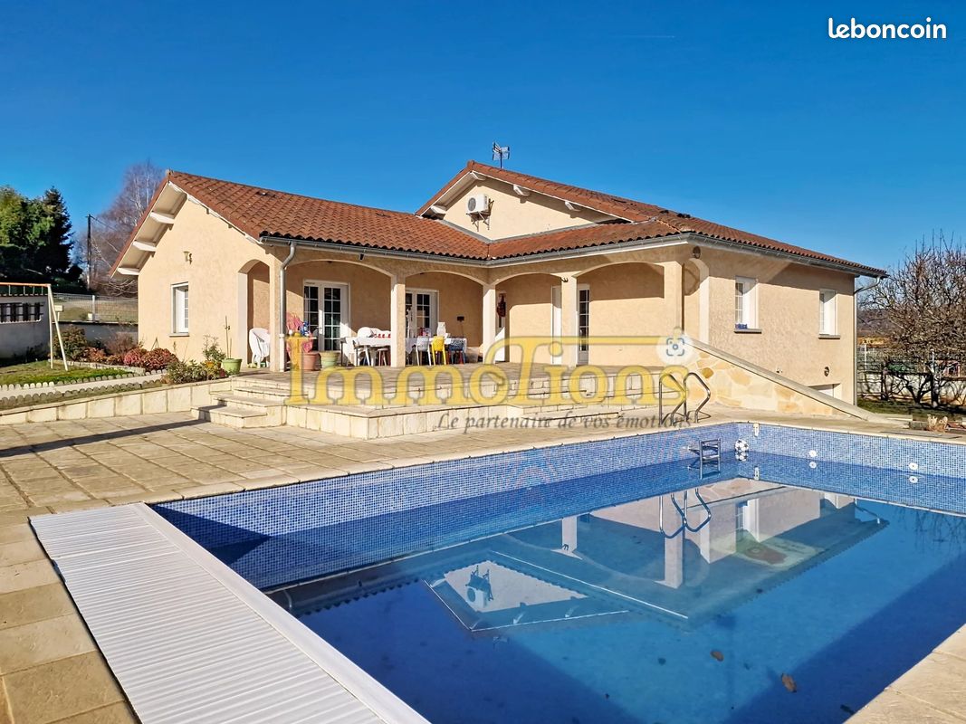 Maison 6 pièces 200 m² · à Chatte · 200 m² · 550 000 €